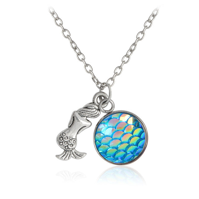 Mermaid Back and Fish Scales Pendant Necklace