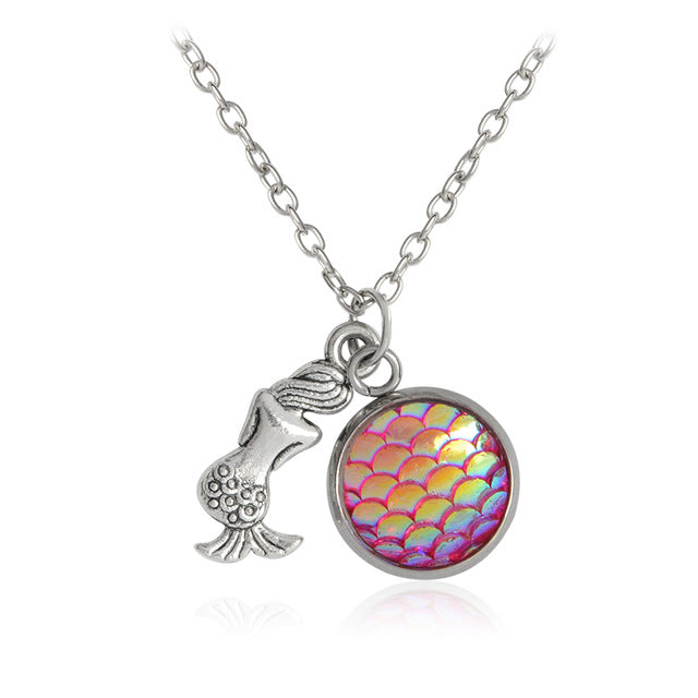 Mermaid Back and Fish Scales Pendant Necklace